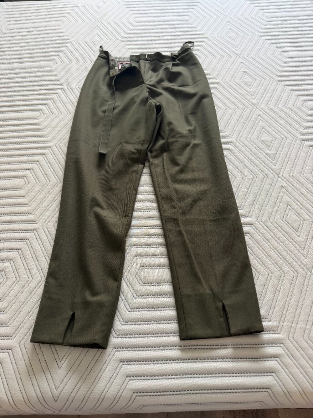 Ted Baker green pants, size 0, never worn.